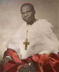 81. La Chiesa nel mondo contemporaneo (segue): la lotta contro la povertà